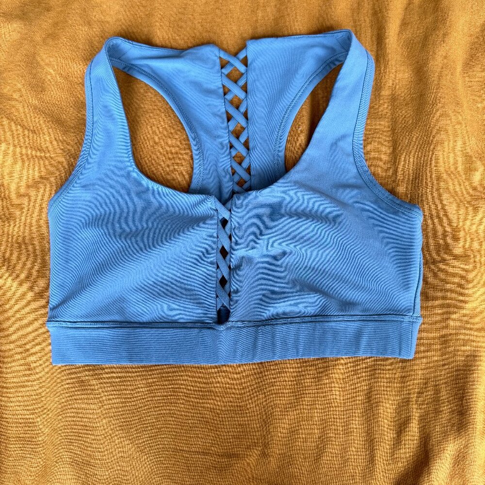 SoulCycle Braided Sport Bra size M - Picture 4 of 5